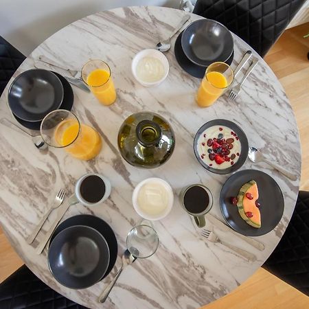 Stunning 2Bed Brick Lane Apartment ลอนดอน ภายนอก รูปภาพ
